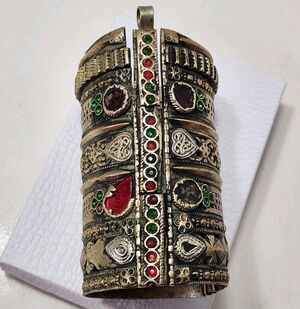 HEAVY 250g 20th C Afghan Kuchi Handcuff Bracelet Hand-Wrought Tribal Cuff 4"